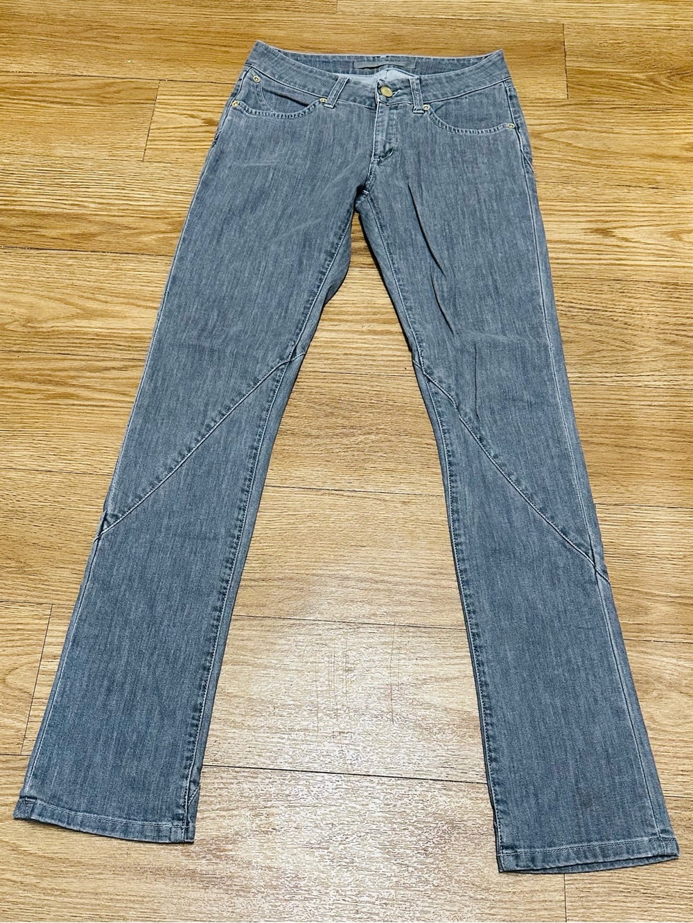 Superfine Gray Stretch Straight Leg Jeans Size 25 NWOT
